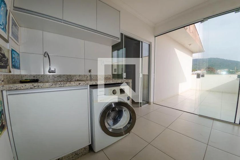 Квартира в аренду с 3 спальнями и 115 м² — photo 44