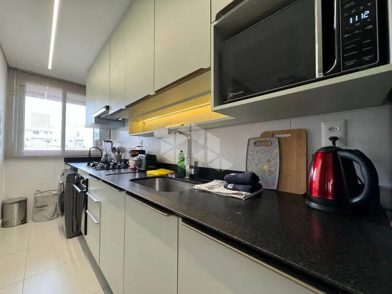 Furnished 82 m² apartment with 2 bedrooms and suite — photo 2