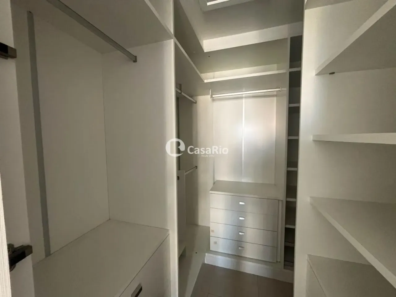 Apartamento mobiliado com varanda envidraçada e 2 quartos — photo 14
