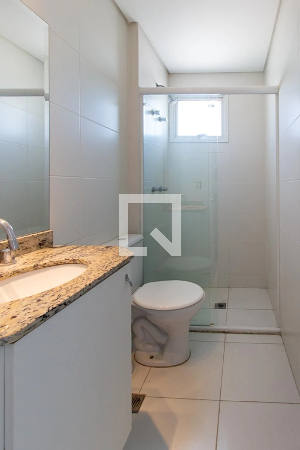 2-bedroom apartment with a grill on the balcony in Curitiba — photo 13
