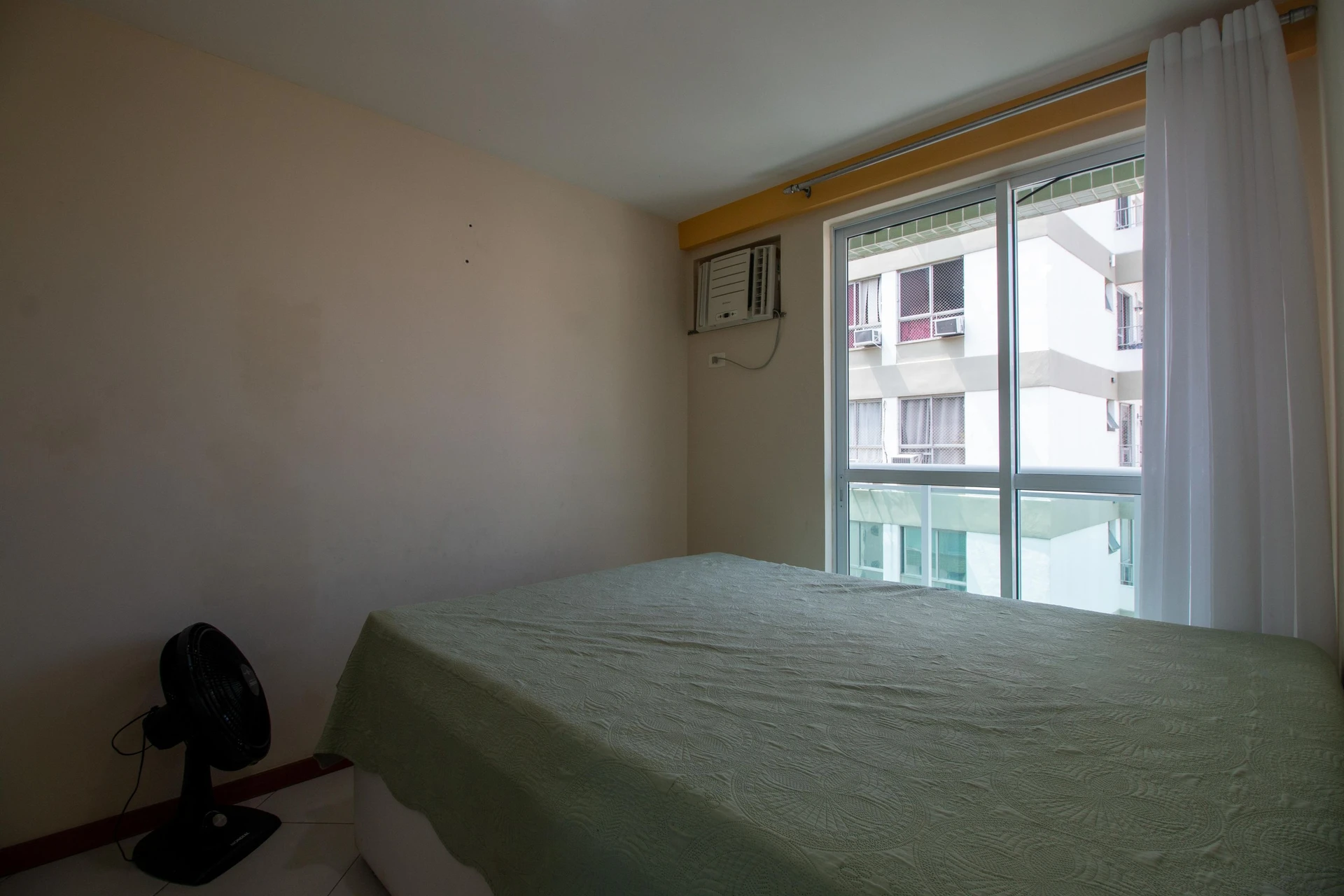 Floor-to-ceiling windows in a 2-bedroom apartment, 59 m² — photo 21