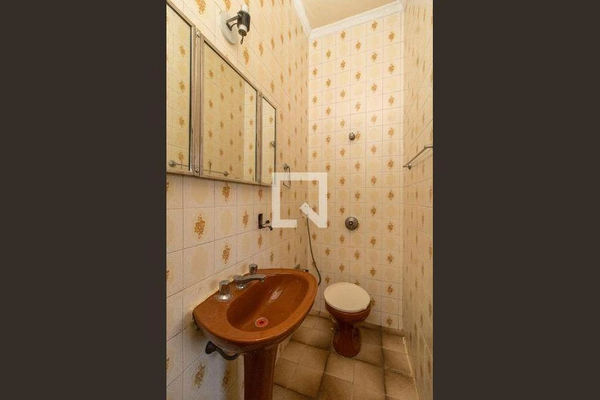244 m² apartment with 4 bedrooms, balcony and terrace — photo 47