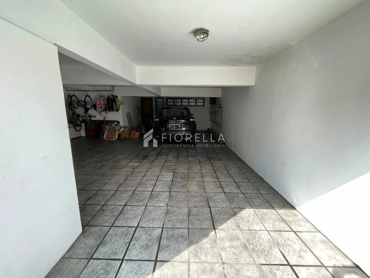 Furnished house, 376 m², with a water view — photo 21