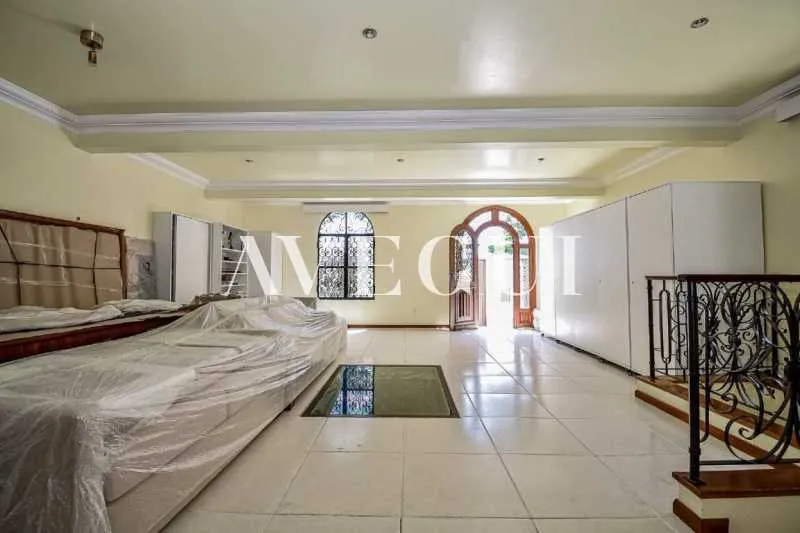 Furnished 4-bedroom house with 5 bathrooms — photo 17