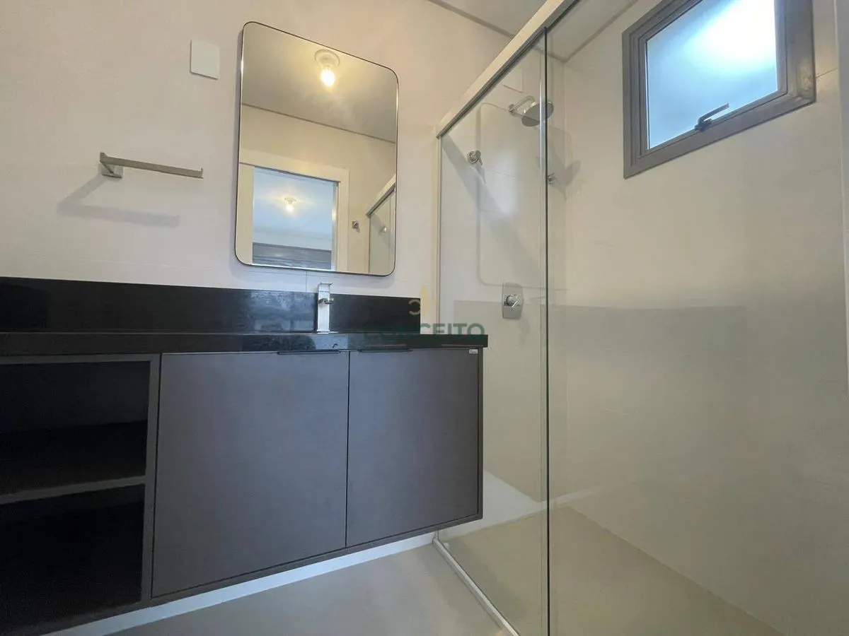 Furnished apartment, 69 m², with a grill on the balcony — photo 41