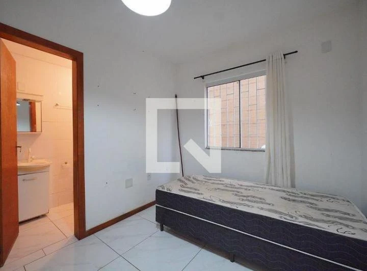 Furnished 2-bedroom apartment with gas open-plan kitchen — photo 4