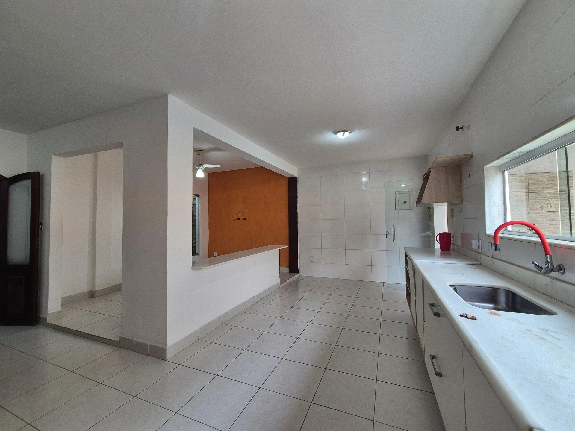 Casa em condomínio com 3 suítes e churrasqueira na varanda — photo 12