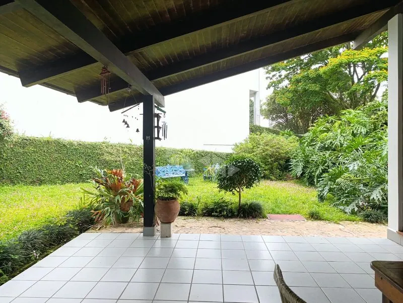 House, 600 m², with a bathtub — photo 19