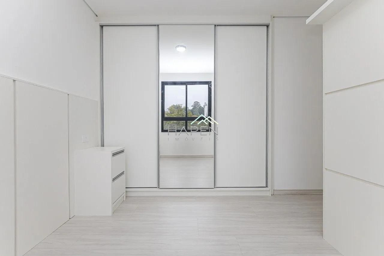 Furnished apartment, 57 m², with a home office — photo 14