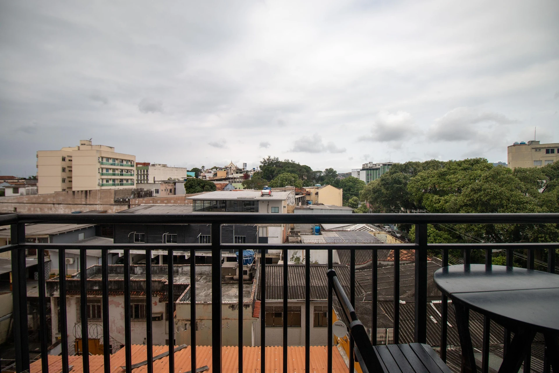 Apartamento mobiliado de 2 quartos com suíte e varanda — photo 18