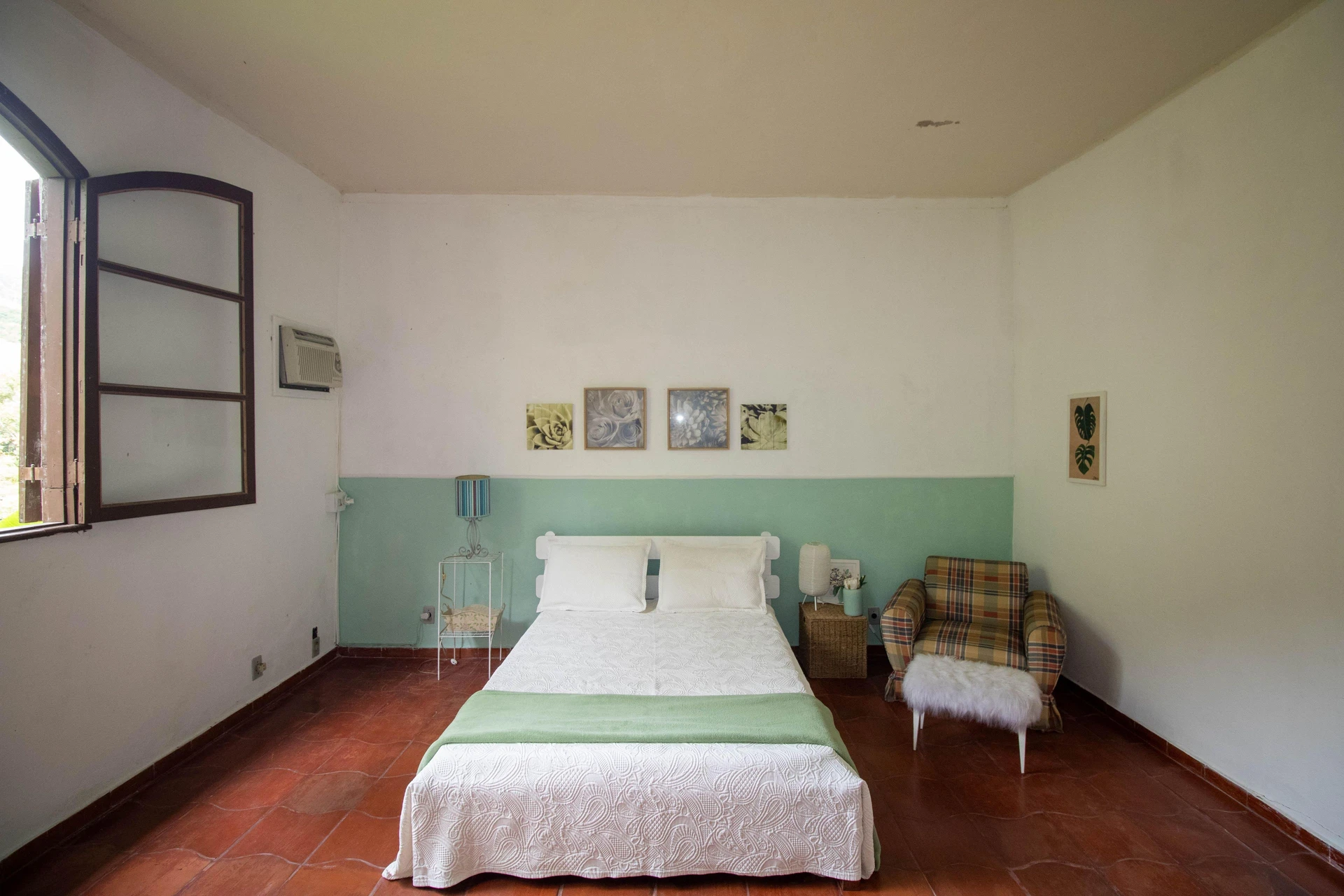 Furnished house with 4 bedrooms and balcony BBQ — photo 33