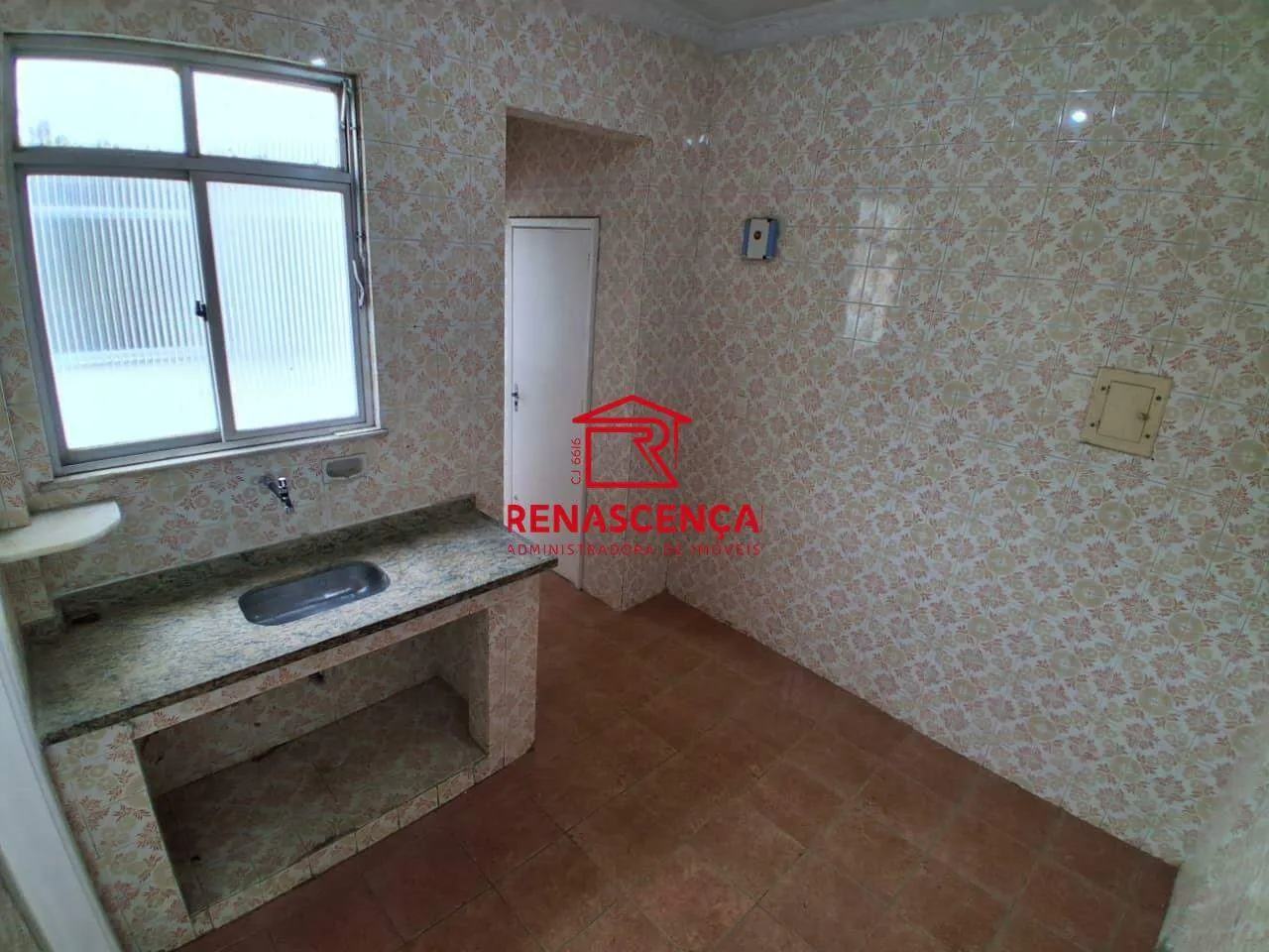 Unfurnished 2-bedroom apartment with 1 parking spot — photo 4
