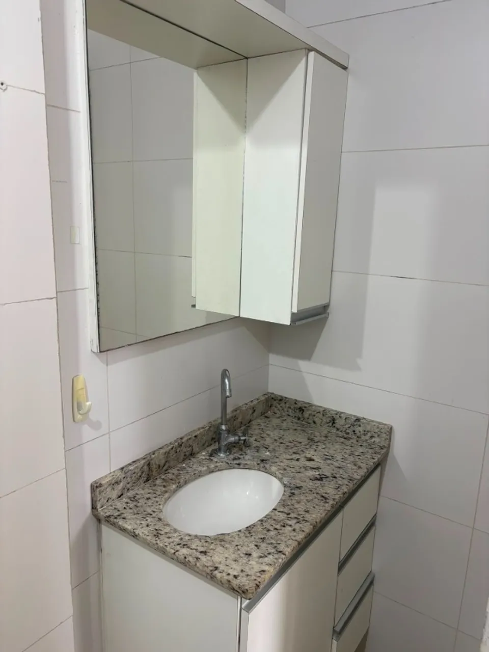 Unfurnished 2-bedroom apartment with 1 parking spot — photo 4