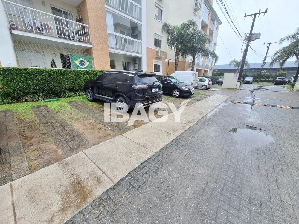 Apartamento de 2 dormitorios con balcón cerrado — photo 17