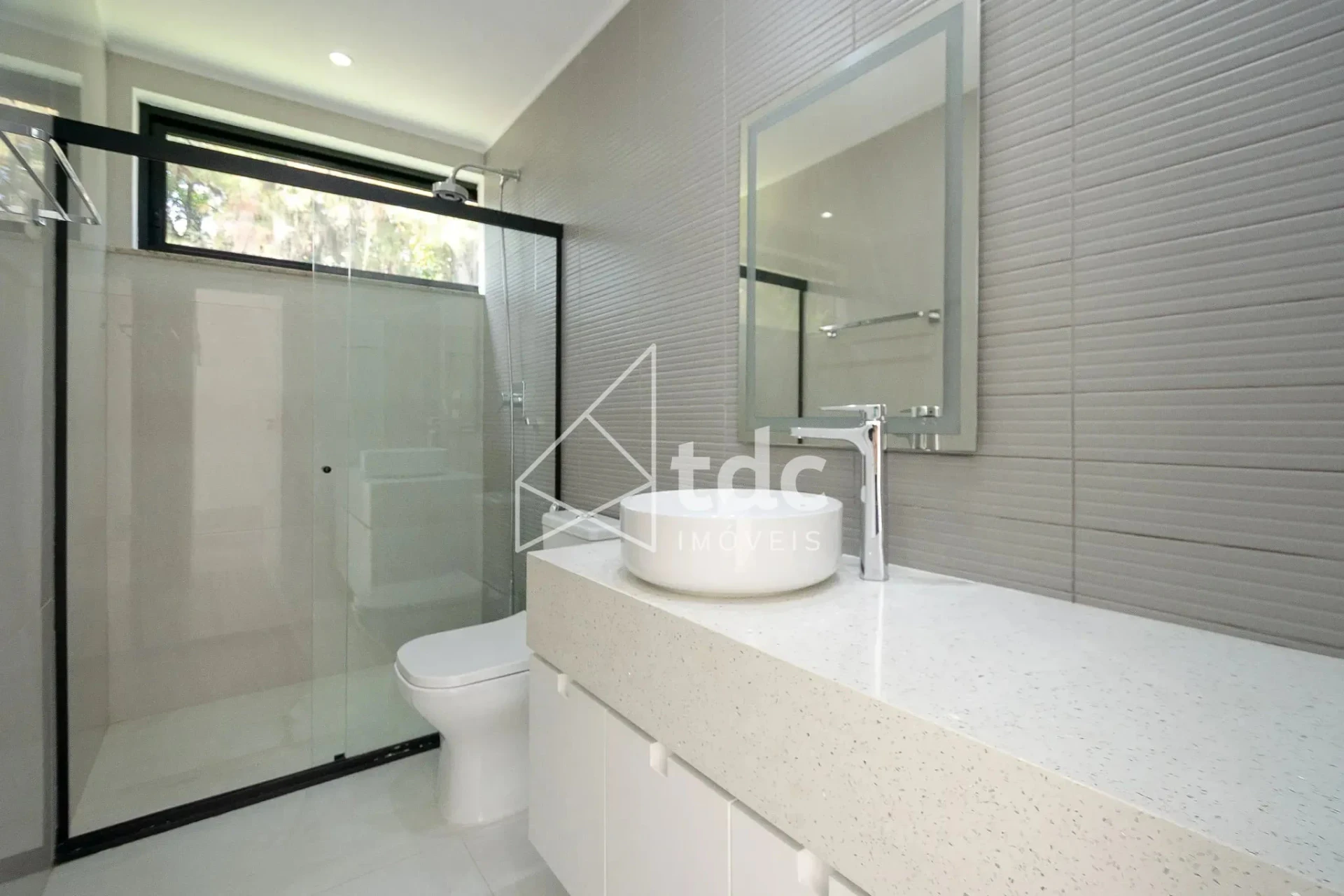 Casa em condomínio com 4 suítes e 3 vagas — photo 4