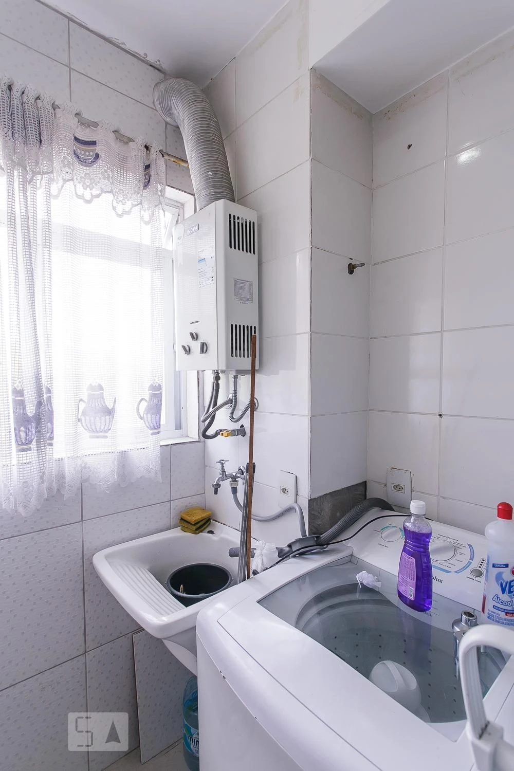 Furnished 2-bedroom apartment with a balcony — photo 10