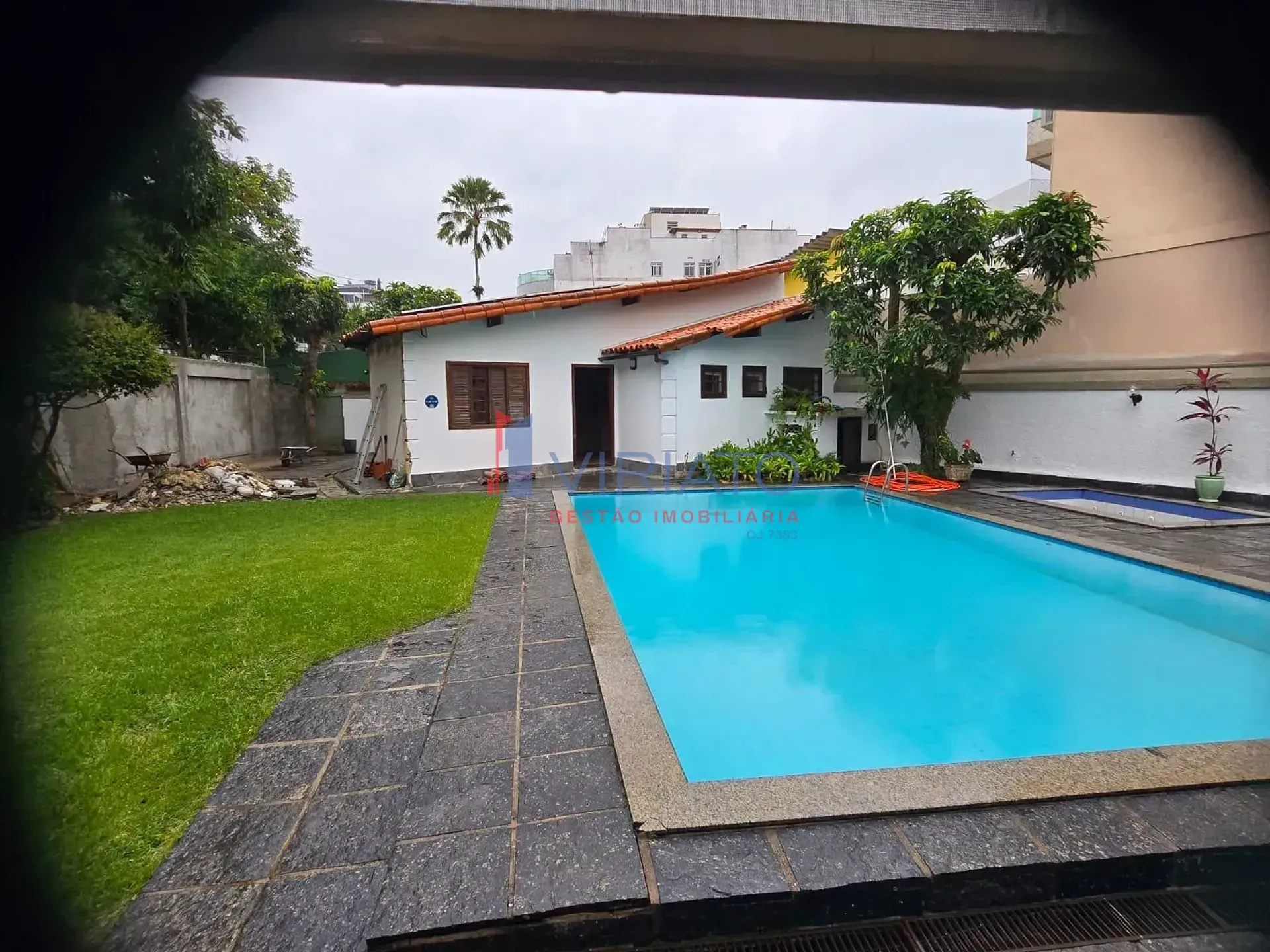 House with 4 bedrooms and a built-in balcony grill — photo 73