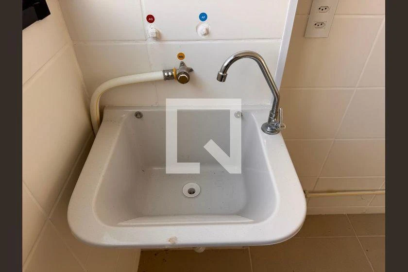 Apartamento para aluguel com varanda e 2 quartos, 55 m² — photo 9