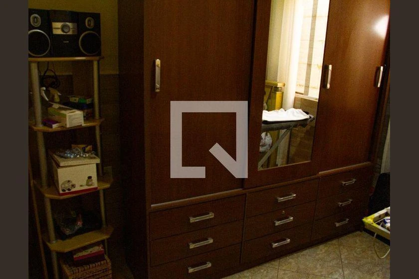180 m² house with 3 bedrooms, 5 bathrooms, and parking — photo 43