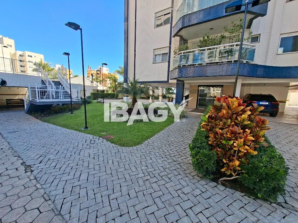 Затишна мебльована квартира з 3 спальнями та кухнею — photo 26