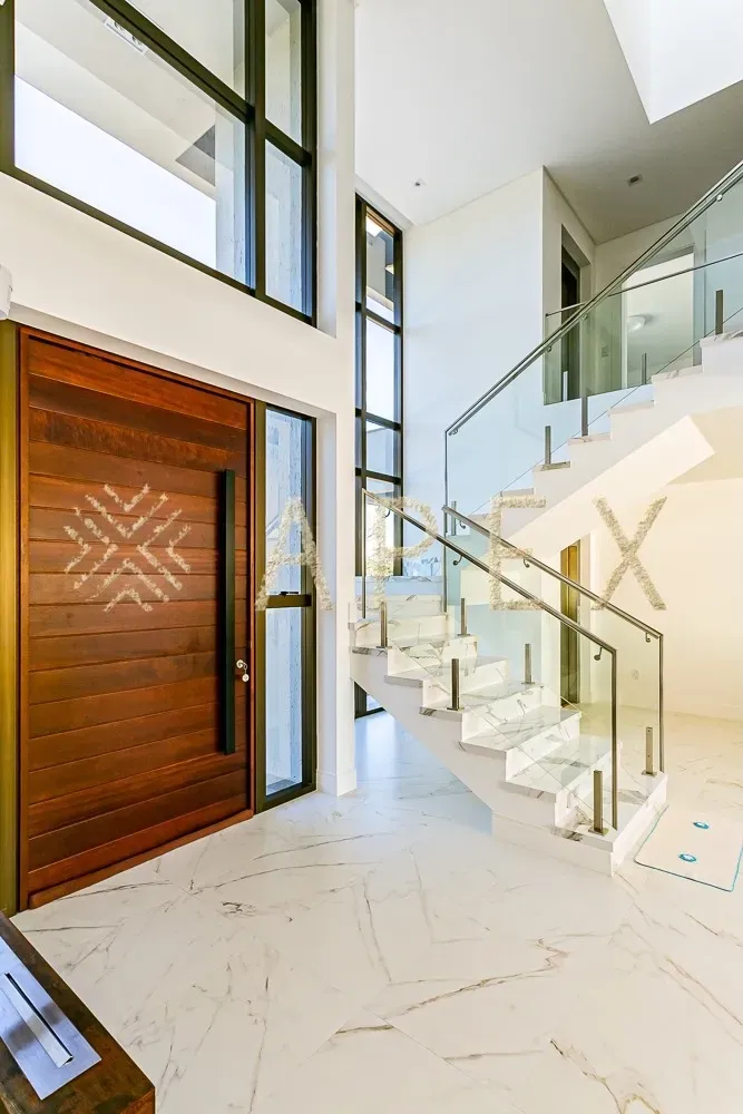 Casa para temporada com 5 quartos, 4 suítes e 6 banheiros