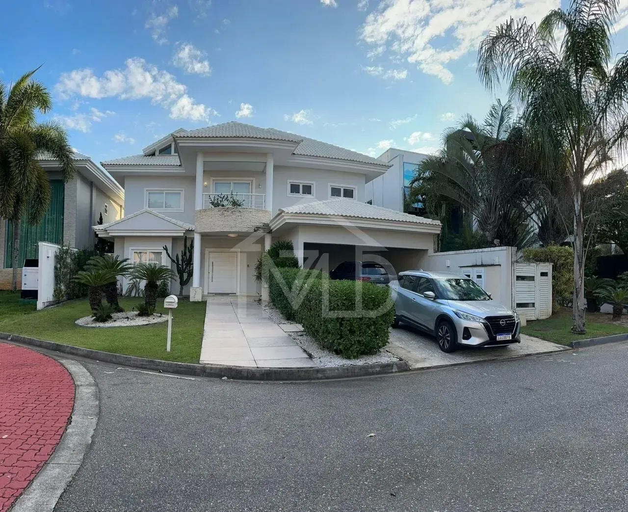 House with 4 suites, open-plan kitchen, 650 m² — photo 12