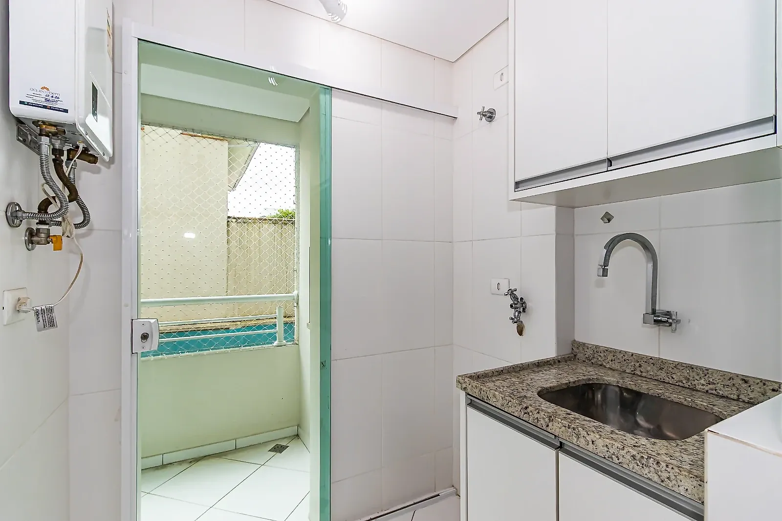 Apartamento de 2 quartos com varanda gourmet, Bacacheri — photo 20