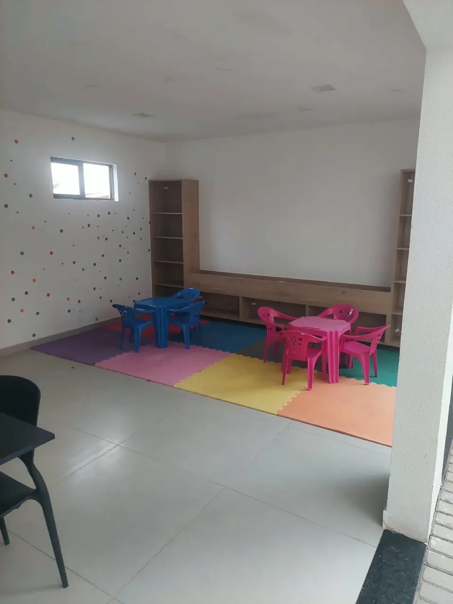 Квартира з 2 спальнями, у будинку є тренажерний зал — photo 15