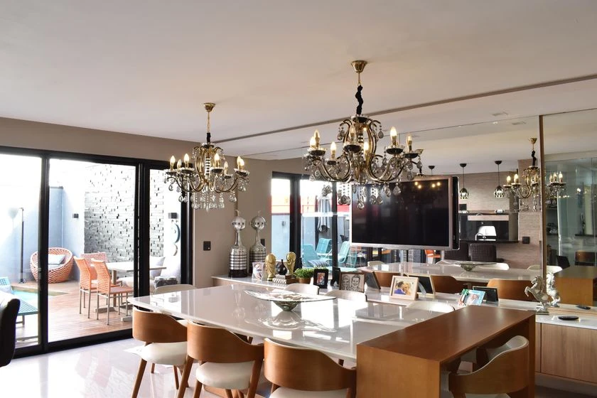 House with 4 bedrooms, 6 bathrooms and private garden — photo 9