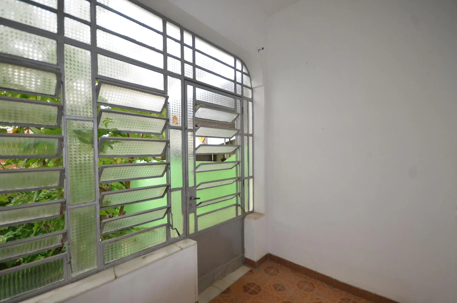 House for rent with 3 bedrooms and a balcony — photo 49