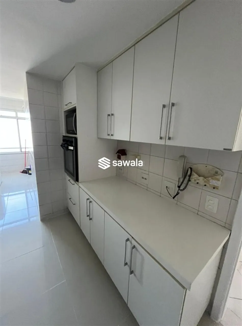Apartamento mobiliado com 3 quartos e 2 banheiros — photo 2