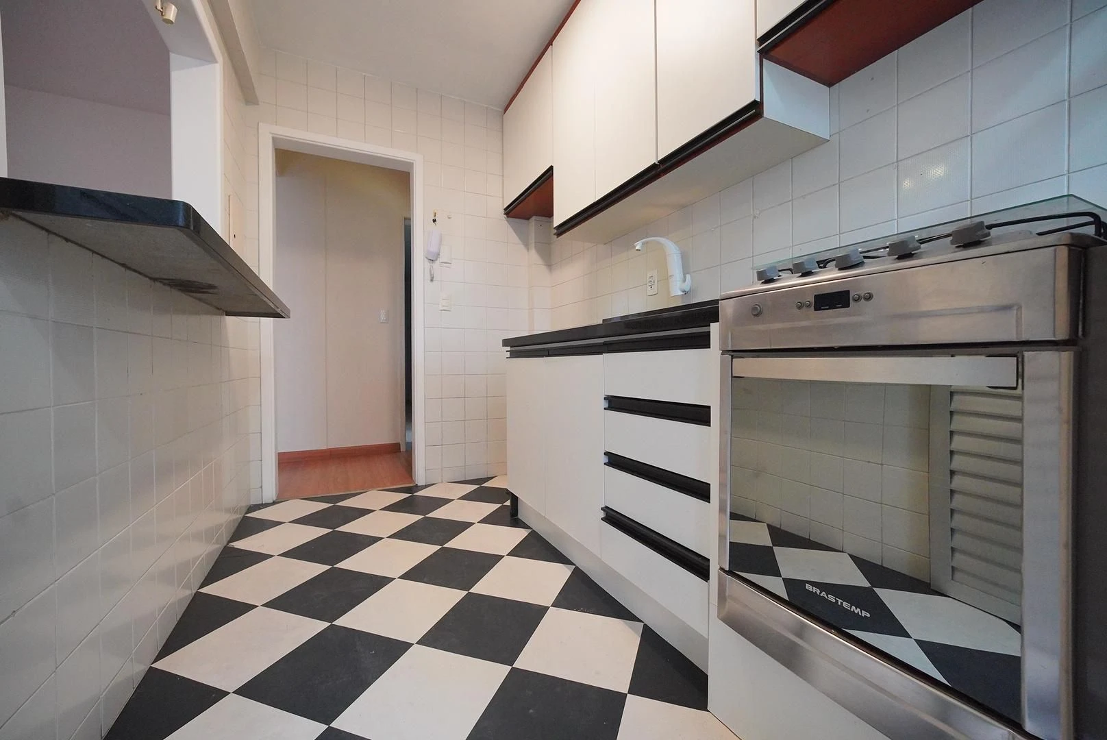 Wood or laminate floors in a one-bedroom apartment, 48 m² — photo 6