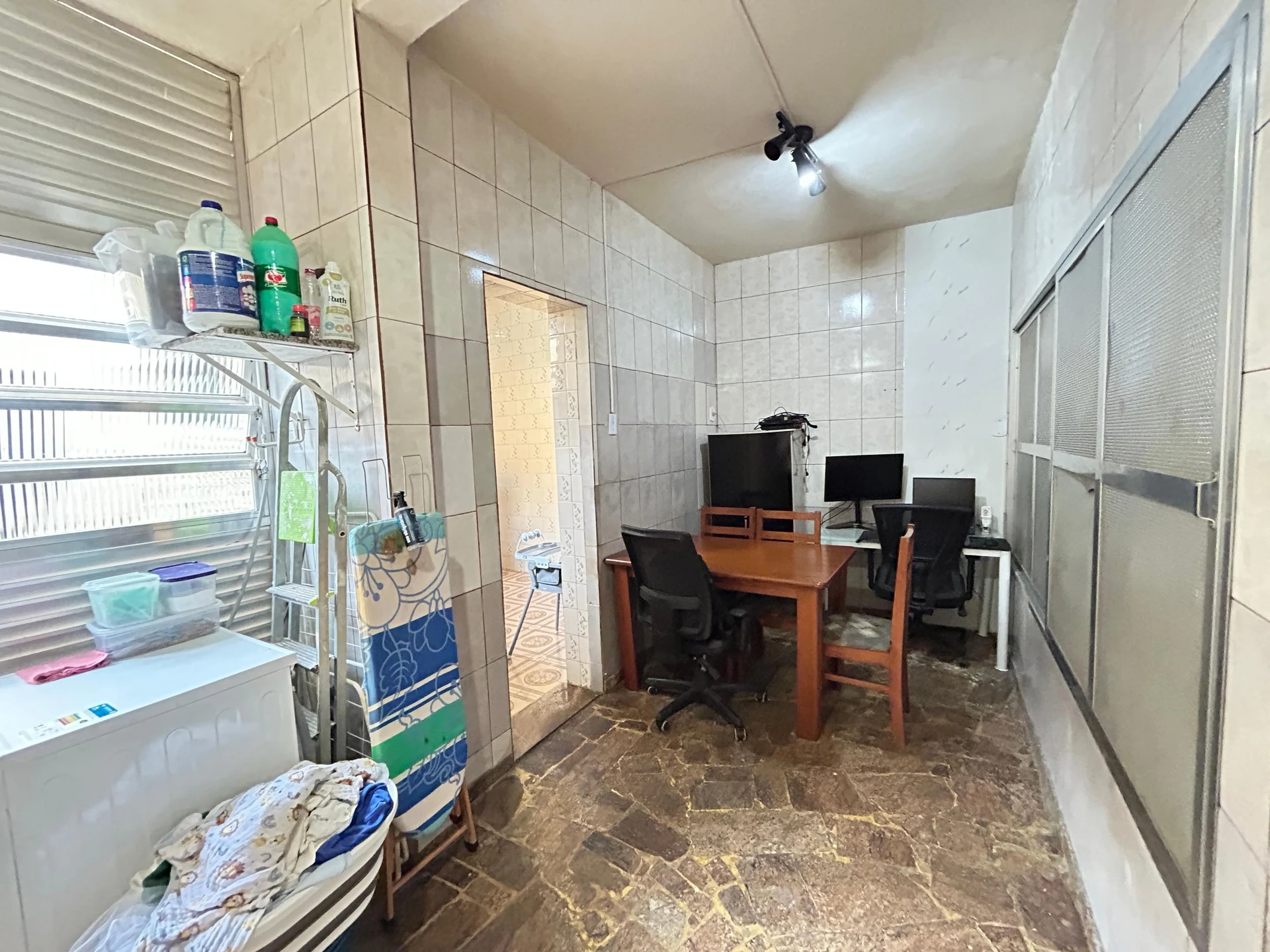 Furnished house with 1 bedroom and a balcony — photo 10