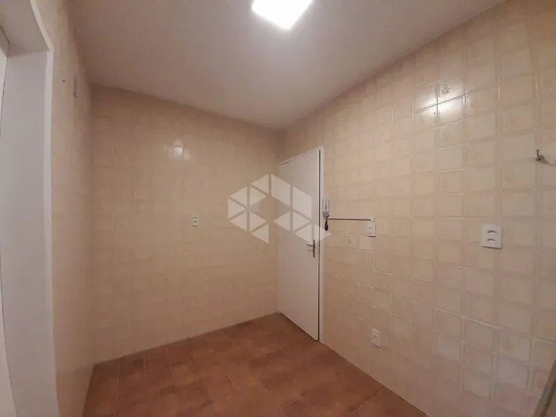 Apartamento de 2 quartos com sacada e área de serviço — photo 3