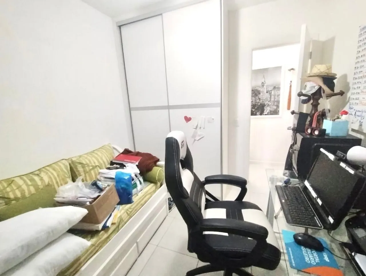 Furnished 2-bedroom apartment with 2 bathrooms and balcony — photo 9