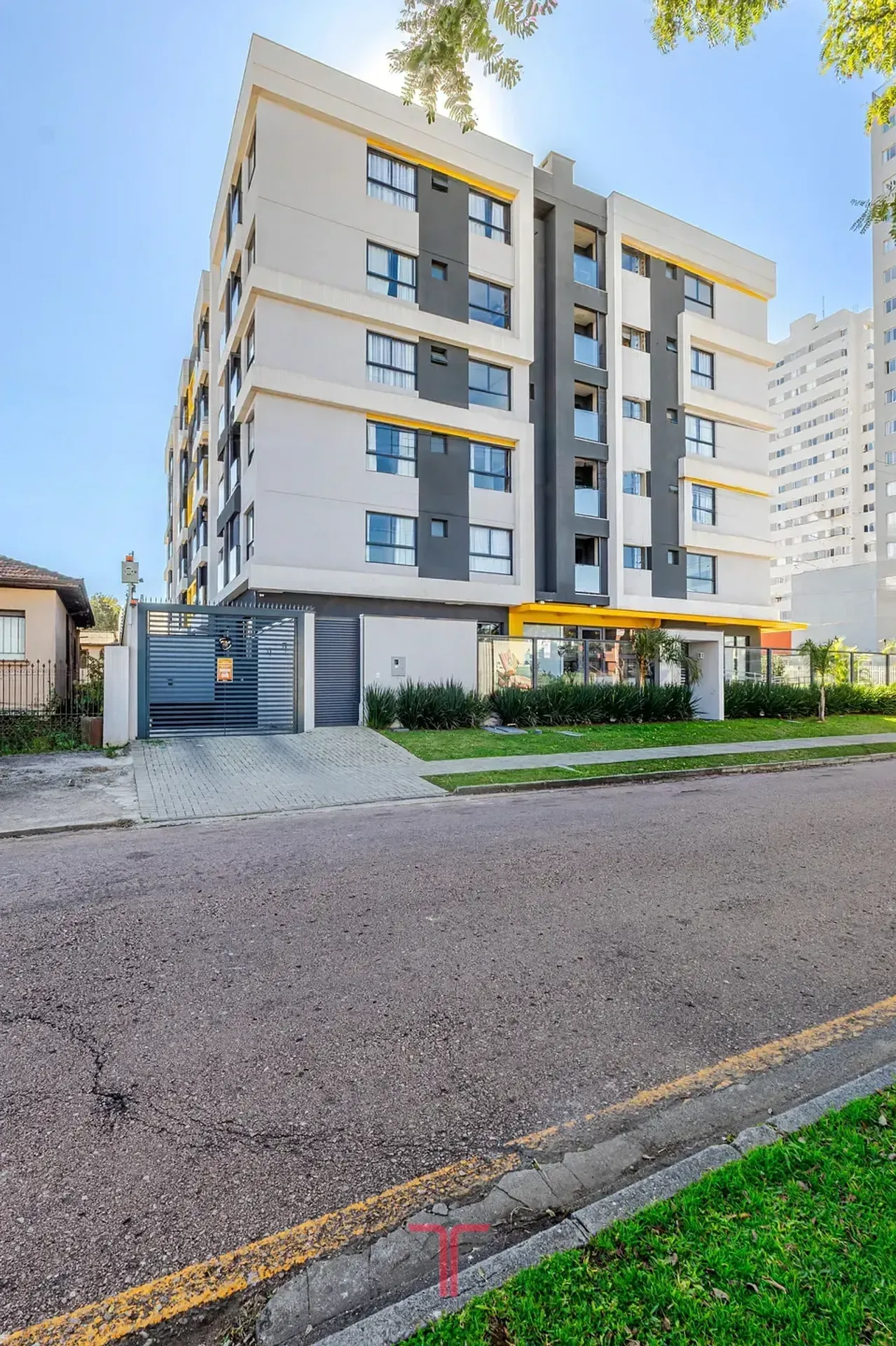 Furnished 45 m² studio with 1 bedroom and 1 bathroom — photo 105