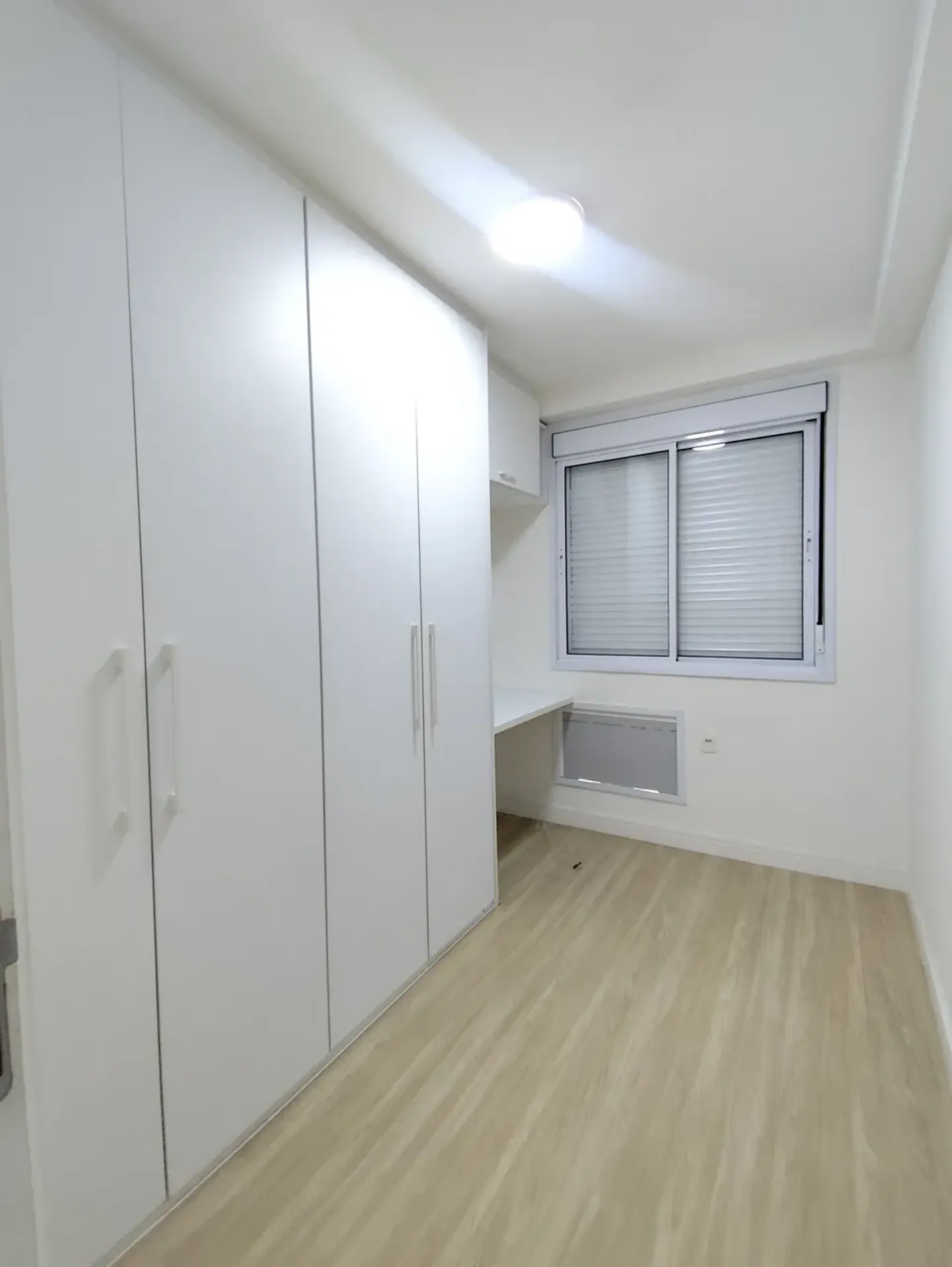 Home office in a 3-bedroom apartment, 70 m² — photo 3