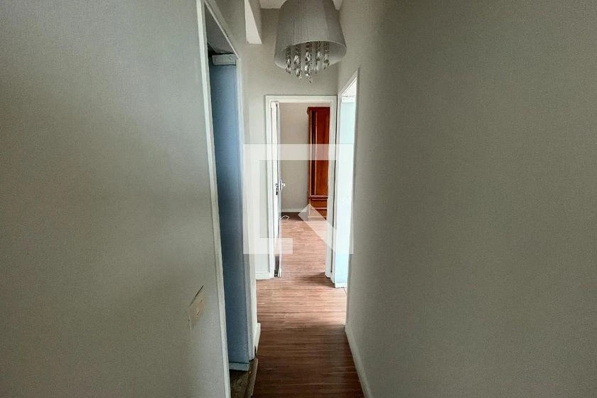 Деревянный пол или ламинат и 3 спальни: квартира 90 м² — photo 31