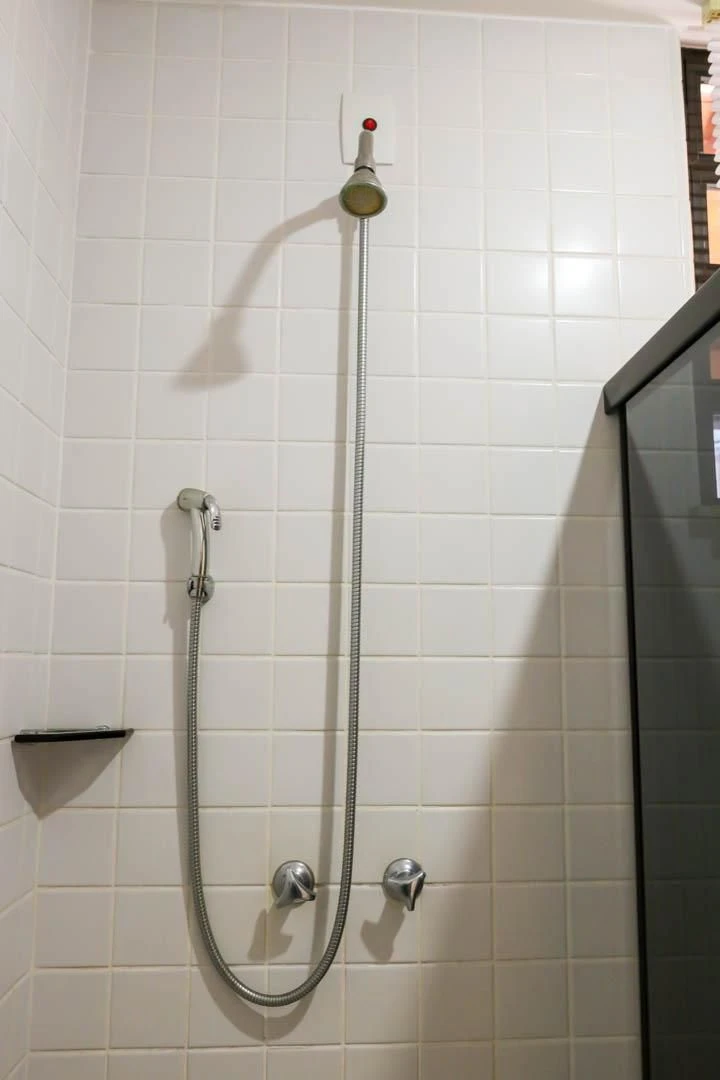 Furnished 2-bedroom apartment with a private garden — photo 37