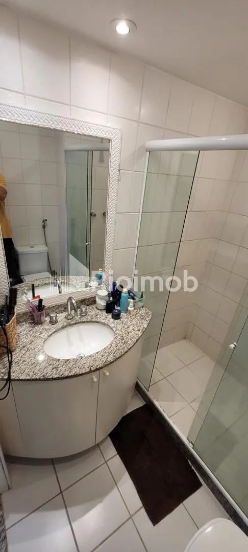 Furnished 3-bedroom duplex with 4 bathrooms and a home office — photo 22