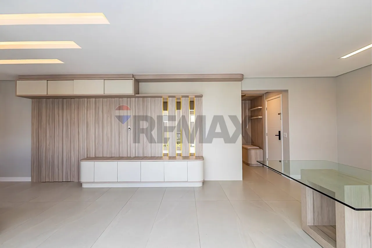 113 m² furnished apartment with 2 bedrooms and open-plan kitchen — photo 13