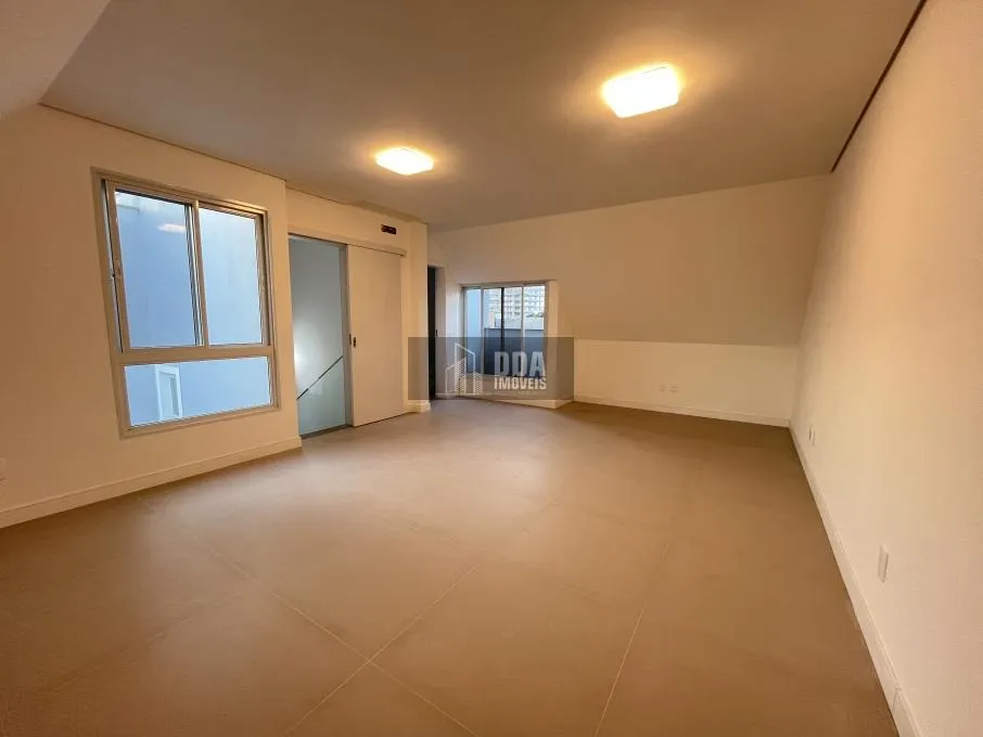 Casa de 4 dormitorios con balcón gourmet — photo 21