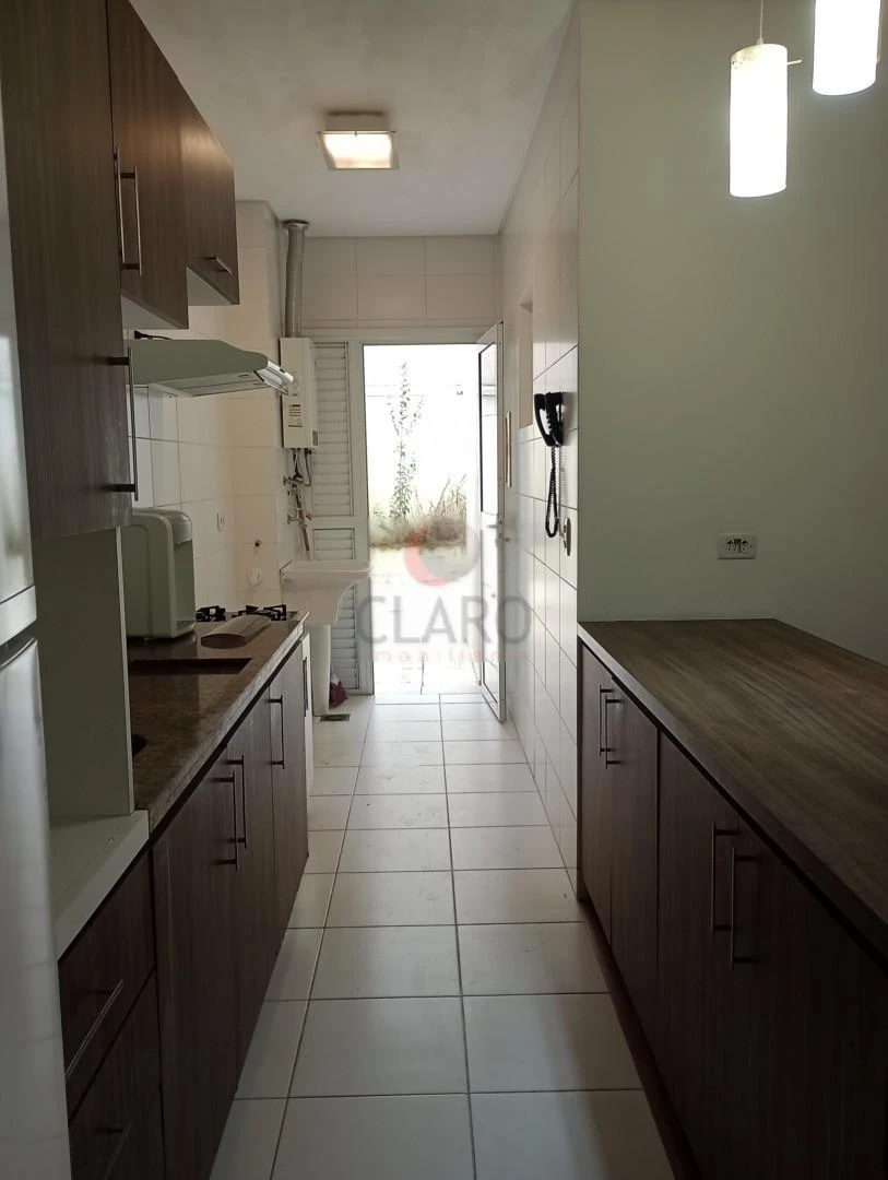 3-bedroom apartment with a home office — photo 5