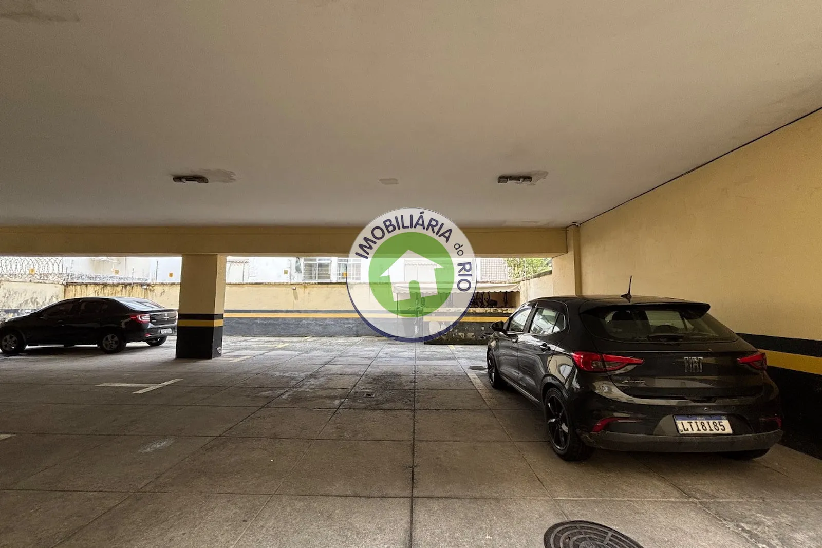 Apartamento com 3 quartos, 2 banheiros e terraço — photo 25