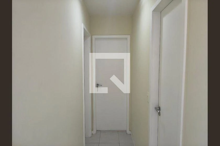 Furnished 2-bedroom apartment with a balcony — photo 32