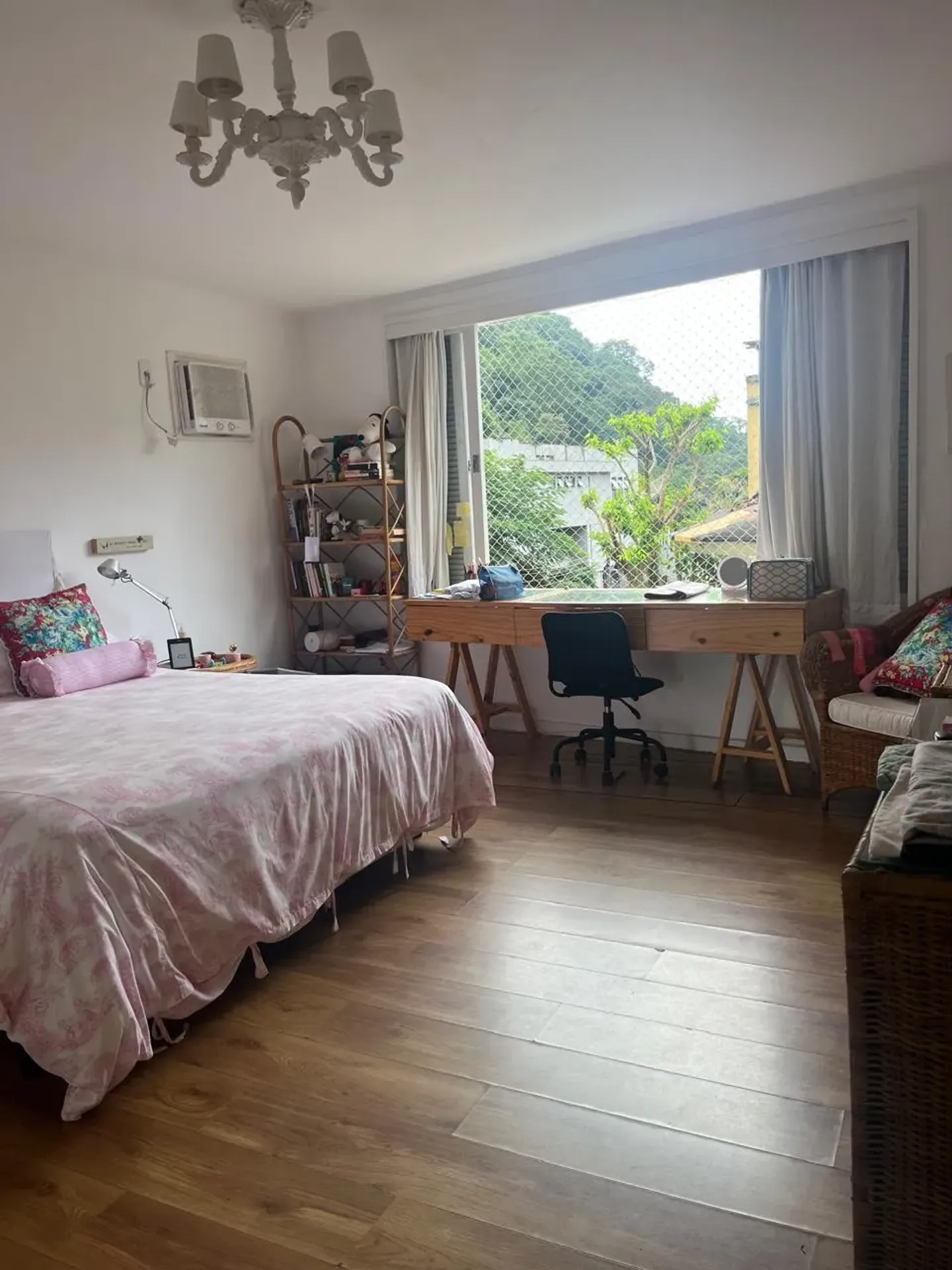 Меблированный дуплекс 700 м²: 6 спален и частный сад — photo 23