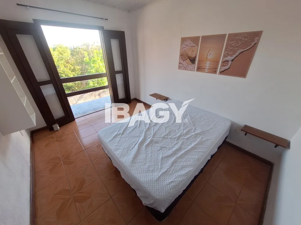 Furnished house with 3 bedrooms and 1 en-suite — photo 9