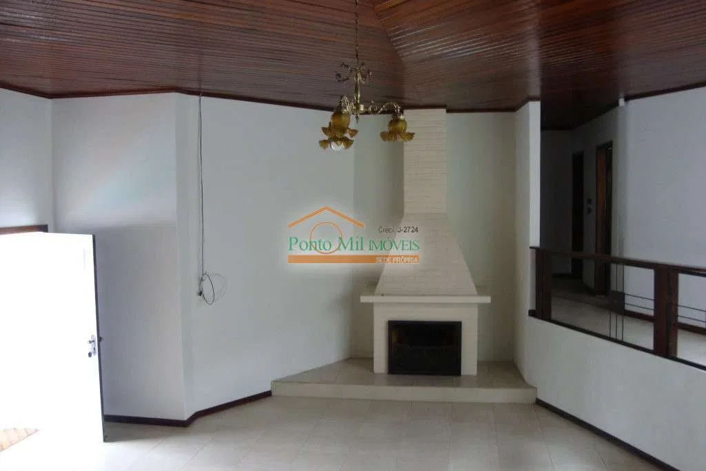 Будинок на 4 спальні з 3 суїтами 270 м² без паркування — photo 5