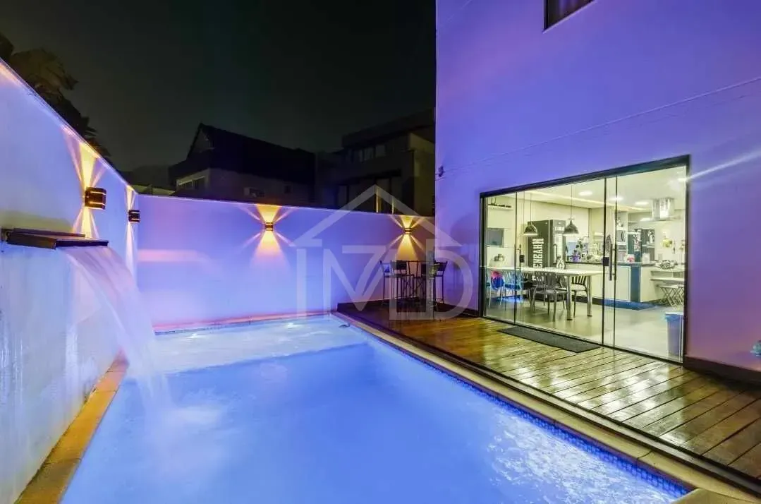 Furnished house with 4 bedrooms and 5 bathrooms — photo 21