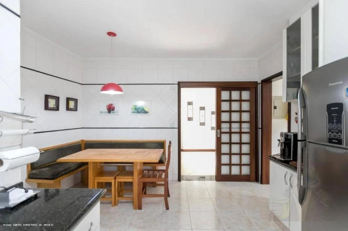 Furnished house, 286 m², with a bathtub — photo 20
